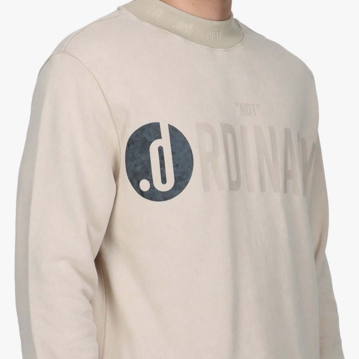 DOT KAPUCAR DOT MENS CREWNECK 