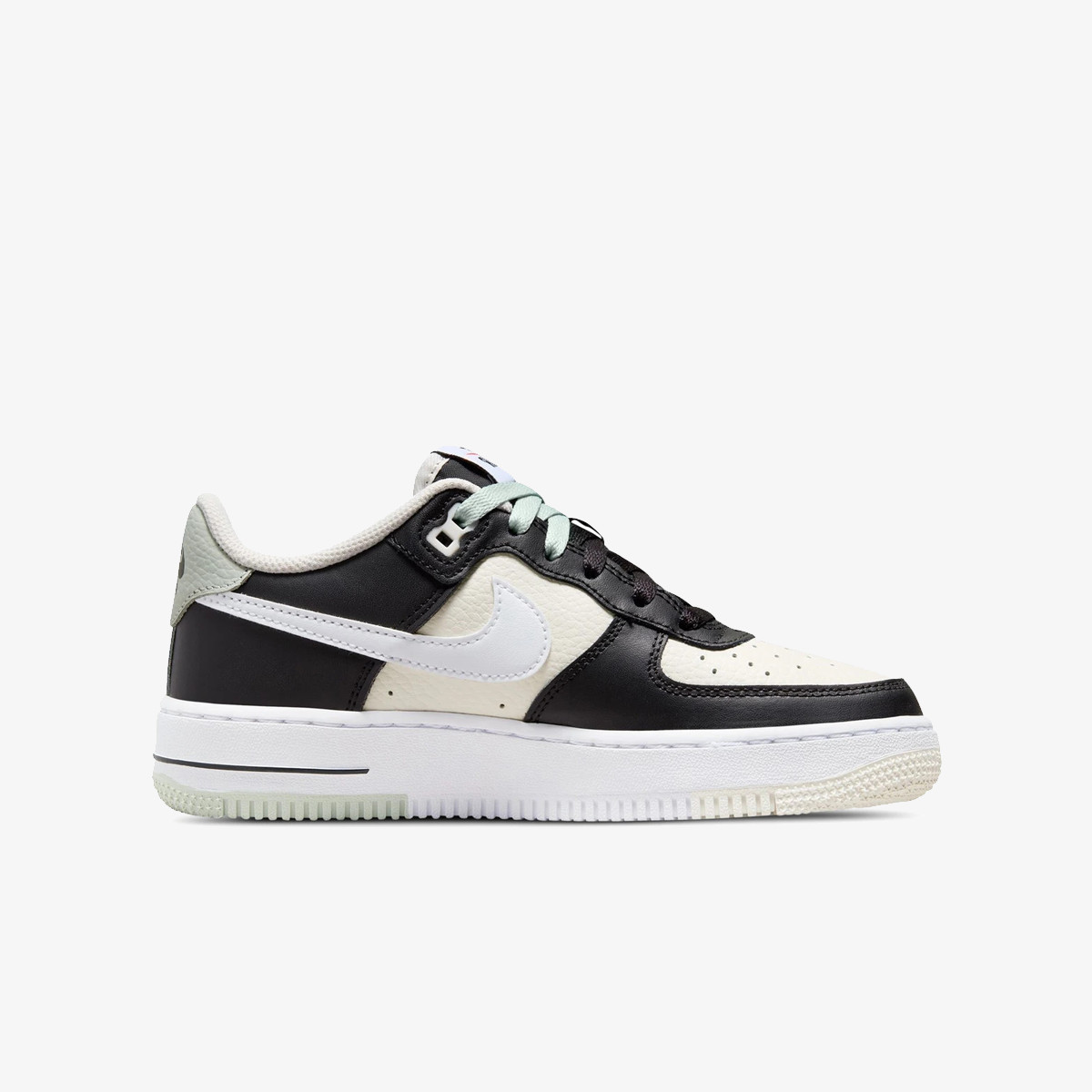 NIKE Superge AIR FORCE 1 LV8 1 BG 