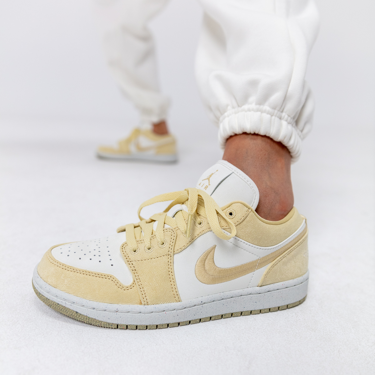 NIKE Superge WMNS AIR JORDAN 1 LOW SE TE V2 