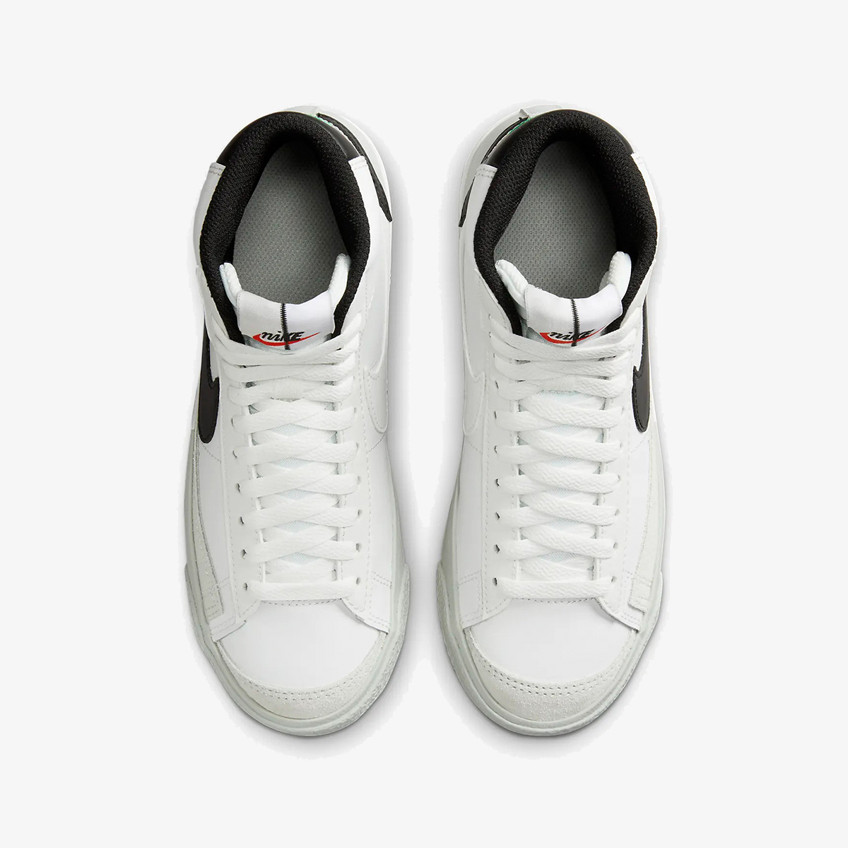NIKE Superge BLAZER MID '77 SE BG 