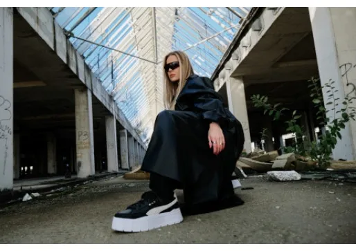 Odkrijte eleganco s PUMA Mayze Stack supergami!