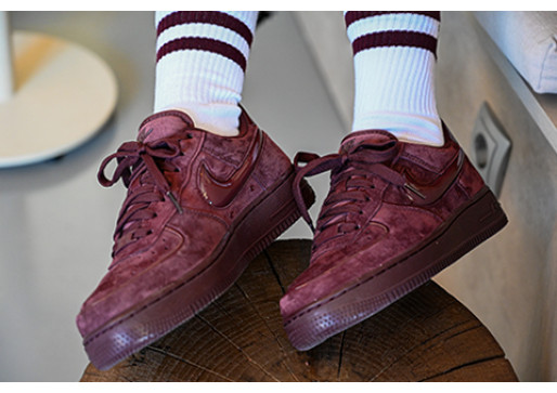 Nike Air Force 1 ’07 – barva sezone!