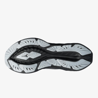 ASICS Superge Novablast 4 