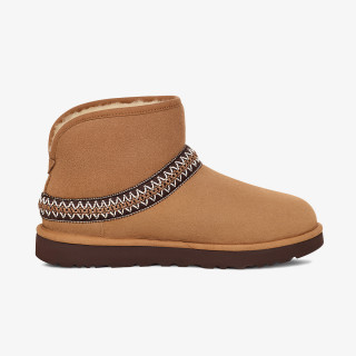 UGG ŠKORNJI Classic Short II 
