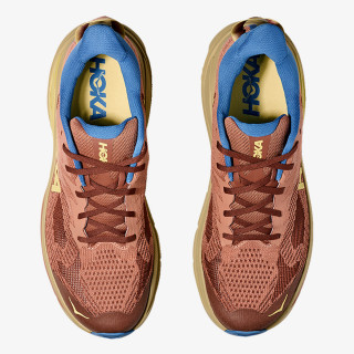 HOKA Superge Challenger 8 