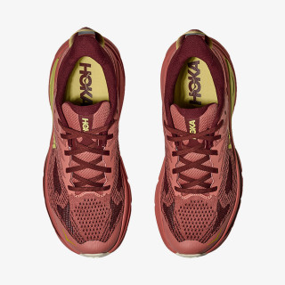 HOKA Superge Challenger 8 