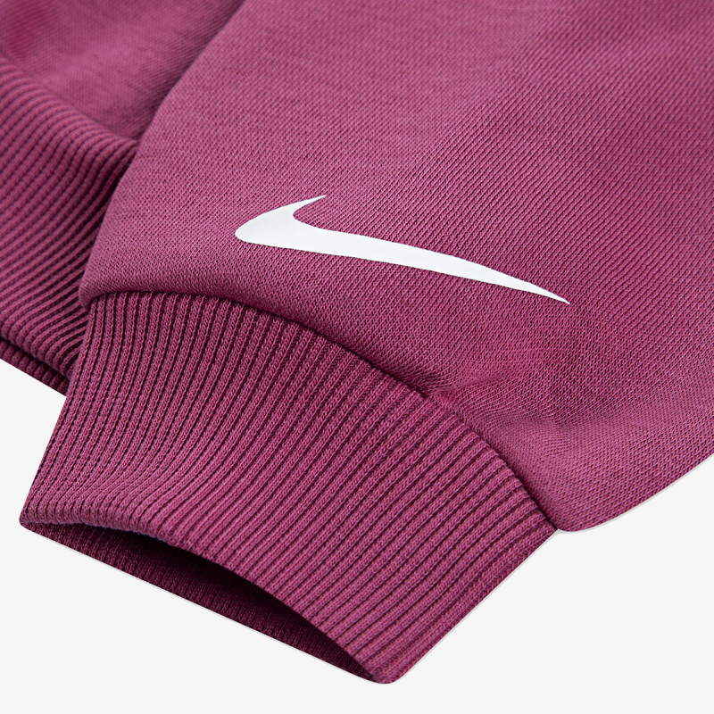 NIKE KAPUCAR Essentials 