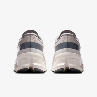 On Superge Cloudmonster 1 