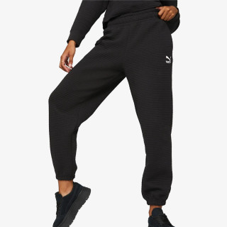 PUMA SPODNJI DELI TRENIRKE PUMA CLASSICS QUILTED PANTS 