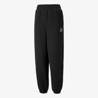 PUMA SPODNJI DELI TRENIRKE PUMA CLASSICS QUILTED PANTS 