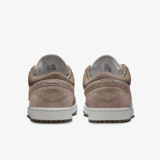 NIKE Superge AIR JORDAN 1 LOW 