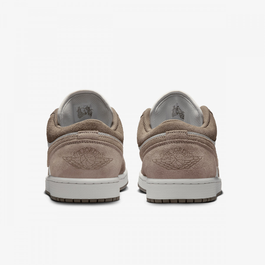 NIKE Superge AIR JORDAN 1 LOW 