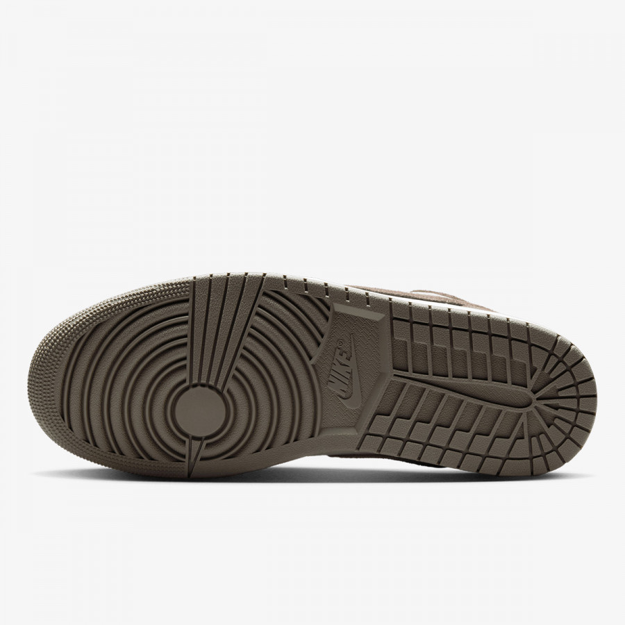 NIKE Superge AIR JORDAN 1 LOW 