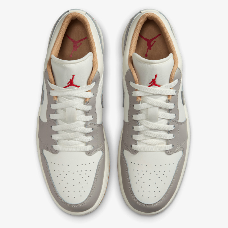 NIKE Superge AIR JORDAN 1 LOW 
