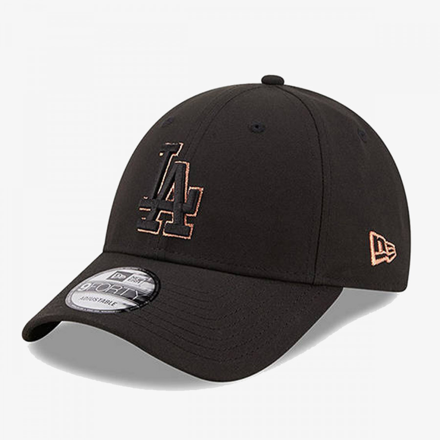 NEW ERA KAPE S ŠILTOM 60184631 KAPA BLACK AND GOLD 9FORT 