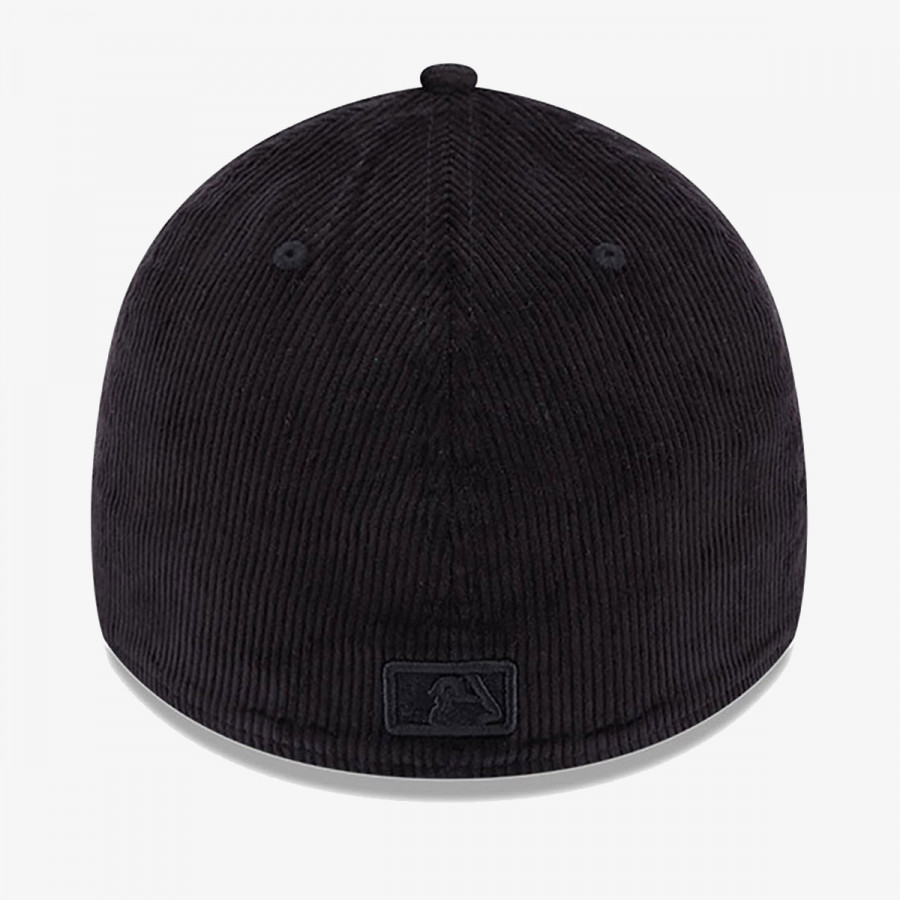 NEW ERA KAPE S ŠILTOM CORD 39THIRTY® 