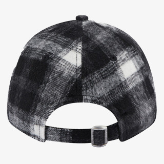 NEW ERA KAPE S ŠILTOM KAPA WMNS PLAID 9FORTY NEYYAN BLKWHI 
