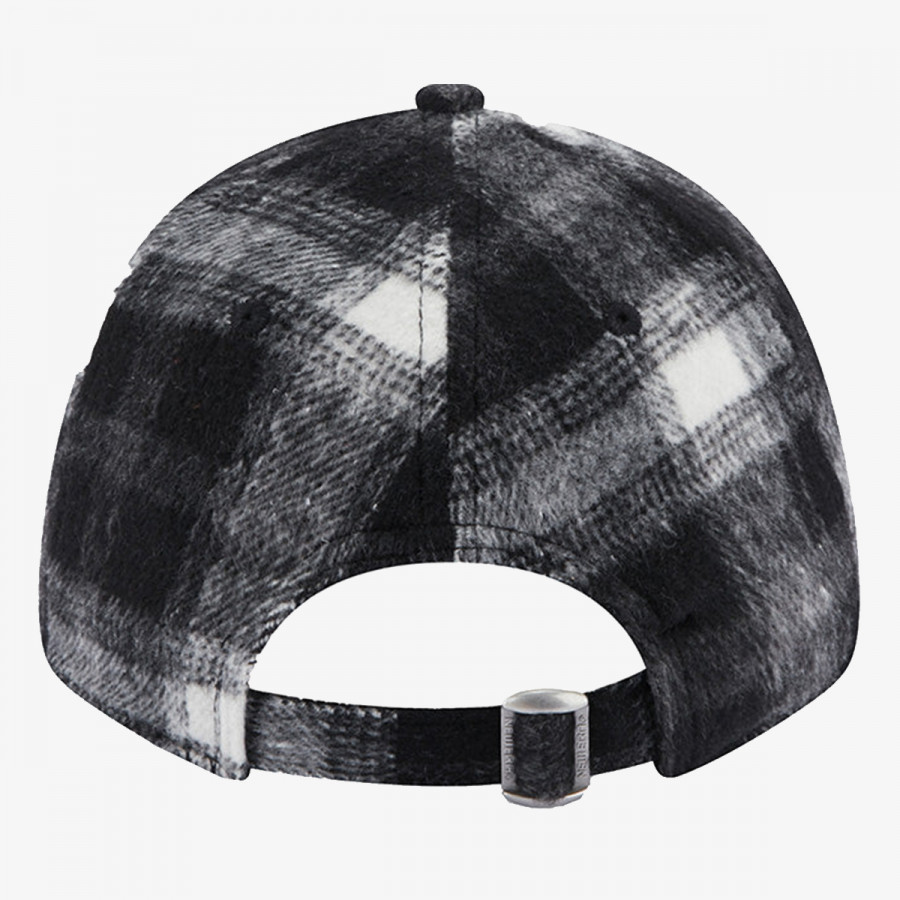 NEW ERA KAPE S ŠILTOM KAPA WMNS PLAID 9FORTY NEYYAN BLKWHI 