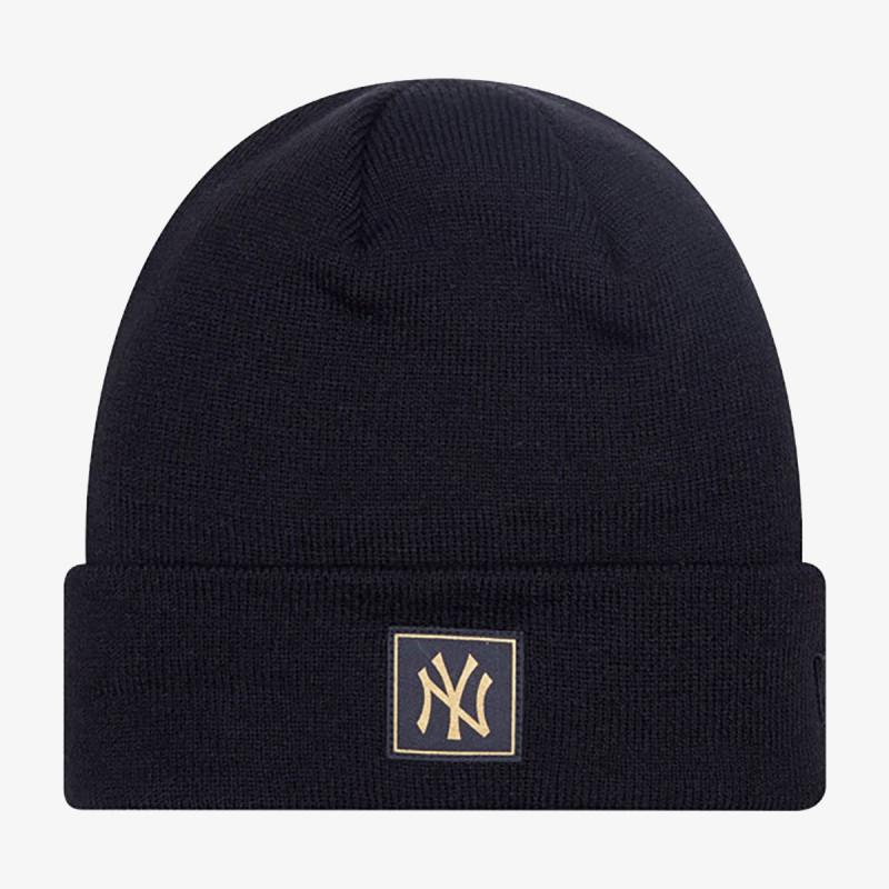 NEW ERA KAPE S ŠILTOM KAPA METALLIC BADGE CUFF KNIT NEYYAN ŠT: 
