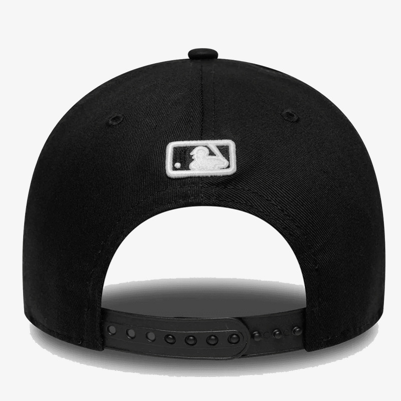 NEW ERA KAPE S ŠILTOM 9FORTY® MCROWN 