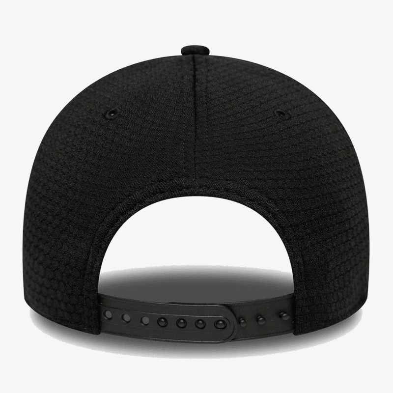 NEW ERA KAPE S ŠILTOM FLAWLESS MESH 9FORTY® 