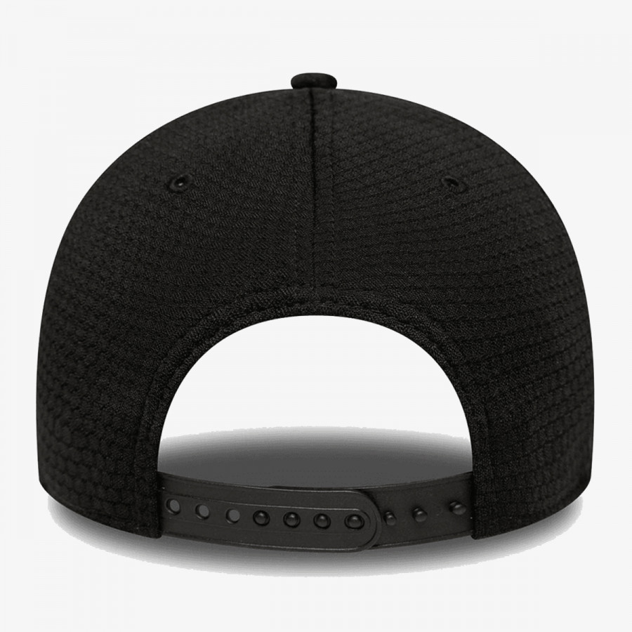 NEW ERA KAPE S ŠILTOM FLAWLESS MESH 9FORTY® 