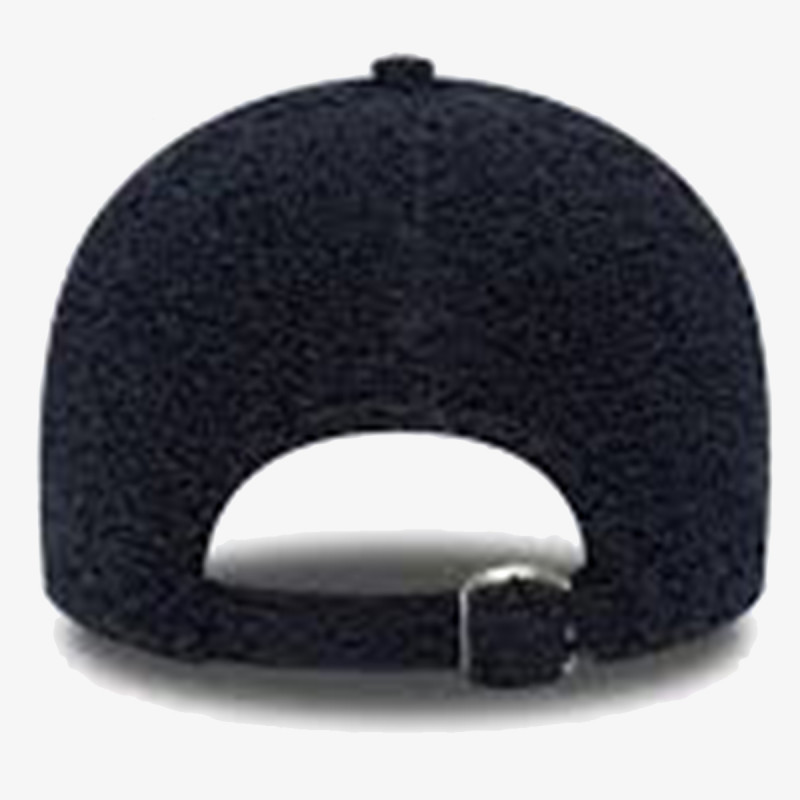 NEW ERA KAPE S ŠILTOM BORG 9FORTY® 