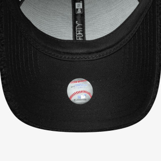 NEW ERA KAPE S ŠILTOM FEMALE BORG 9FORTY® 