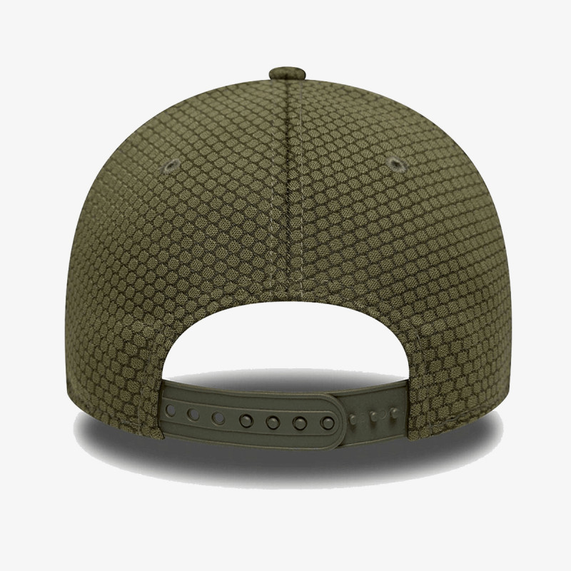 NEW ERA KAPE S ŠILTOM FLAWLESS MESH 9FORTY® 