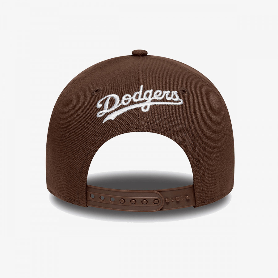 NEW ERA KAPE S ŠILTOM OUTLINE SCRIPT E-FRAME 