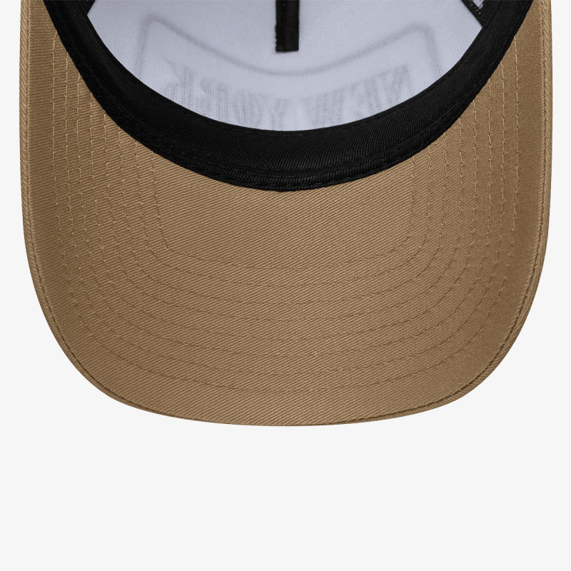 NEW ERA KAPE S ŠILTOM LOCATION PATCH TRUCKER 