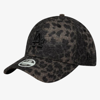 NEW ERA KAPE S ŠILTOM COSY LEOPARD 9FORTY® 