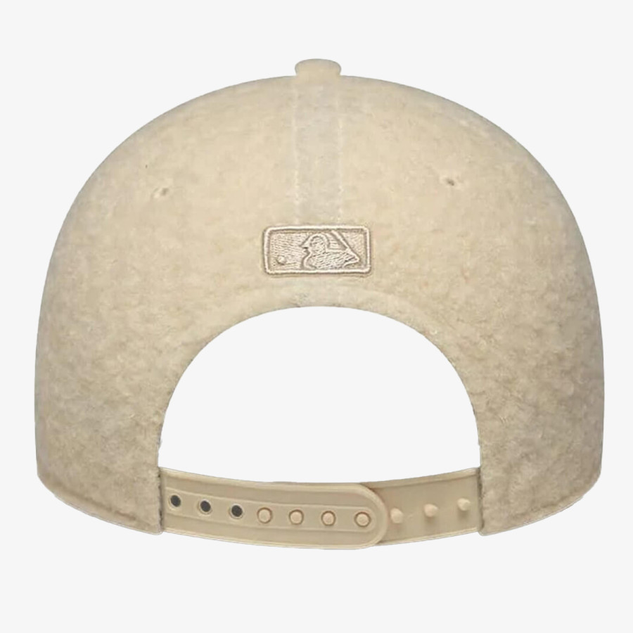 NEW ERA KAPE S ŠILTOM WINTER BORG 9FORTY® MC 