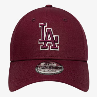 NEW ERA KAPE S ŠILTOM TEAM OUTLINE 9FORTY® 