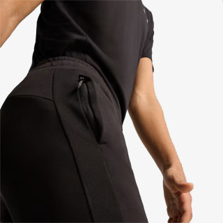 PUMA SPODNJI DELI TRENIRKE PUMA EVOSTRIPE Pants DK 
