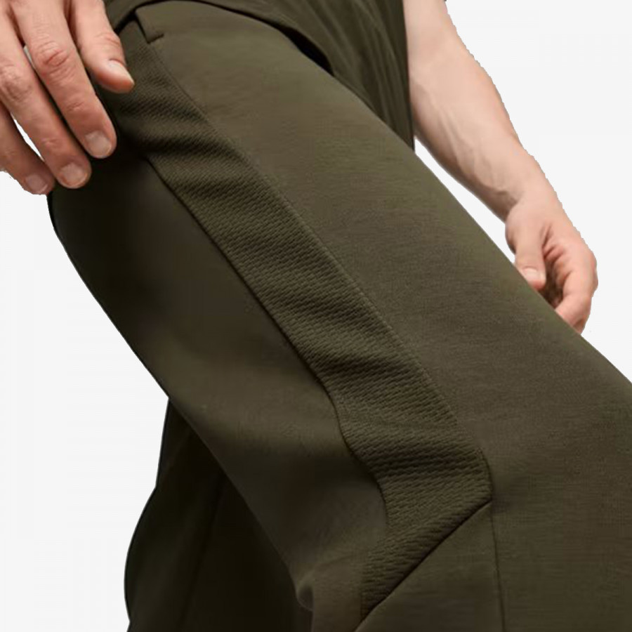PUMA SPODNJI DELI TRENIRKE PUMA EVOSTRIPE Pants DK 