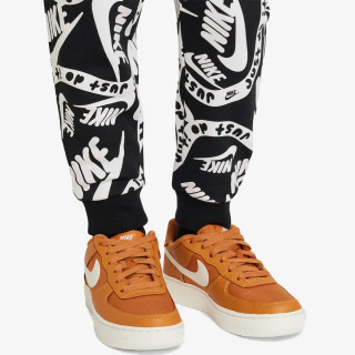 NIKE SPODNJI DELI TRENIRKE NKB B NSW CLUB AOP JOGGER 