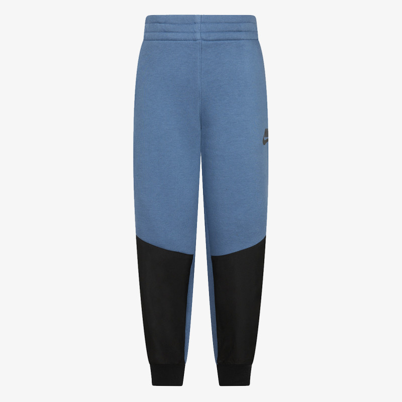 NIKE SPODNJI DELI TRENIRKE Future Utility 