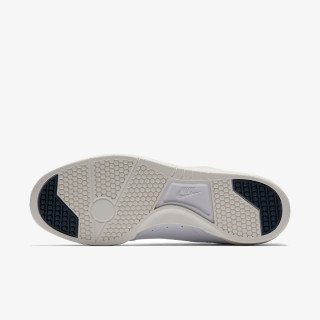 NIKE Superge Grandstrand II 