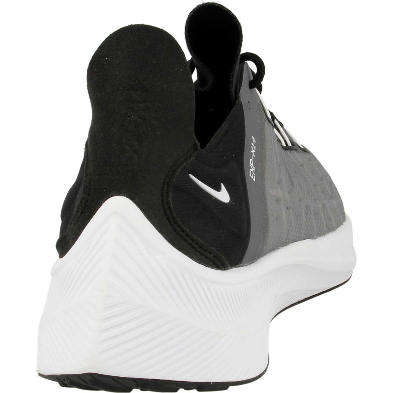 Nike future fast racer black online