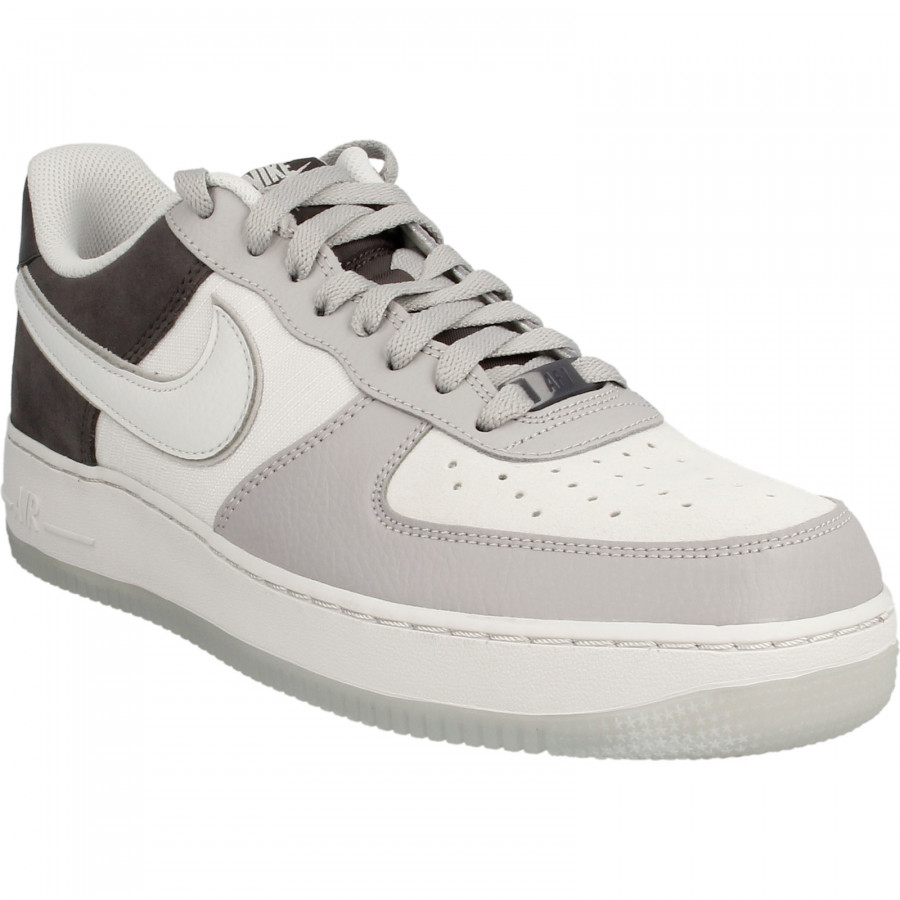 NIKE Superge AIR FORCE 1 '07 LV8 2 