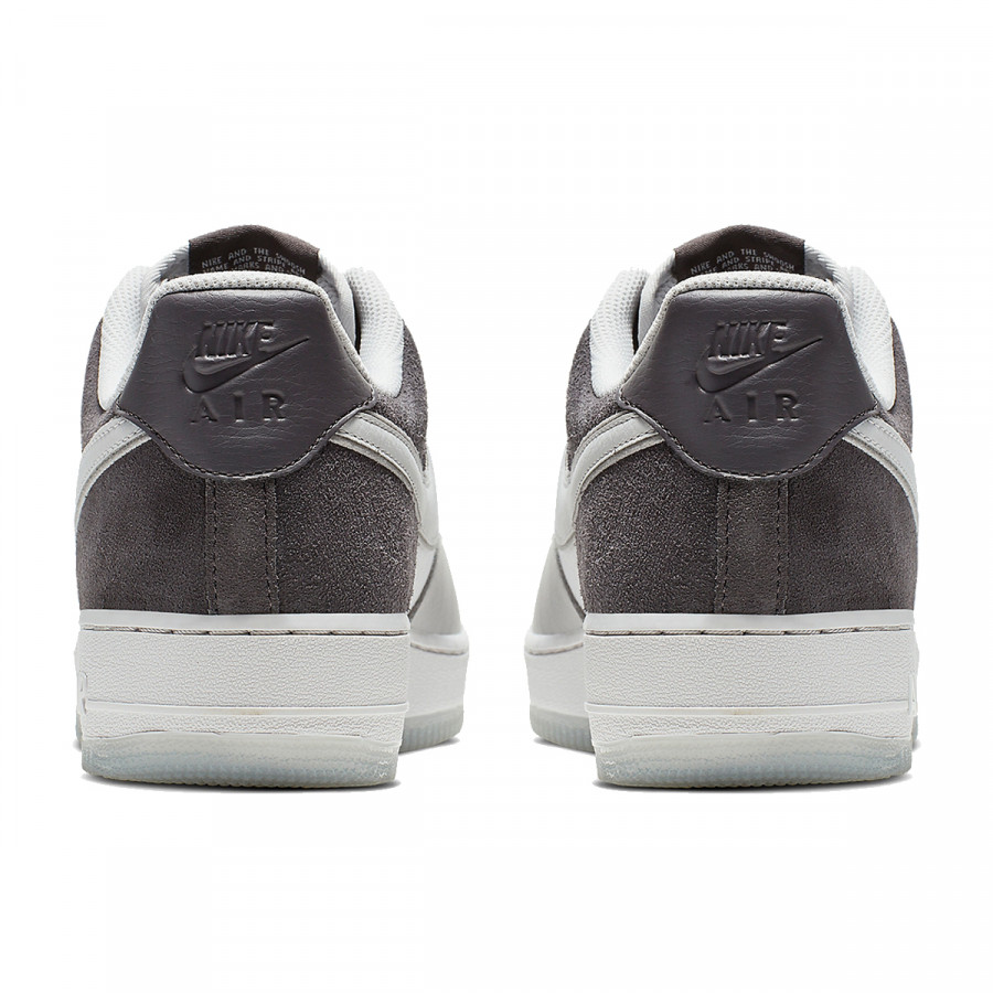 NIKE Superge AIR FORCE 1 '07 LV8 2 