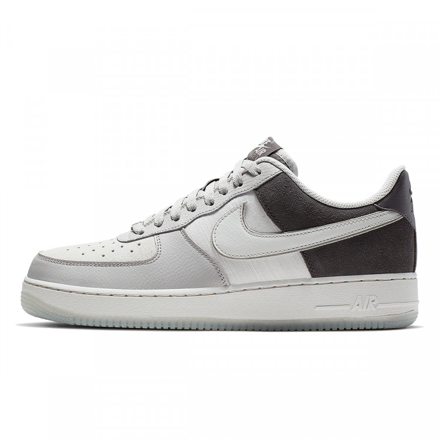 NIKE Superge AIR FORCE 1 '07 LV8 2 