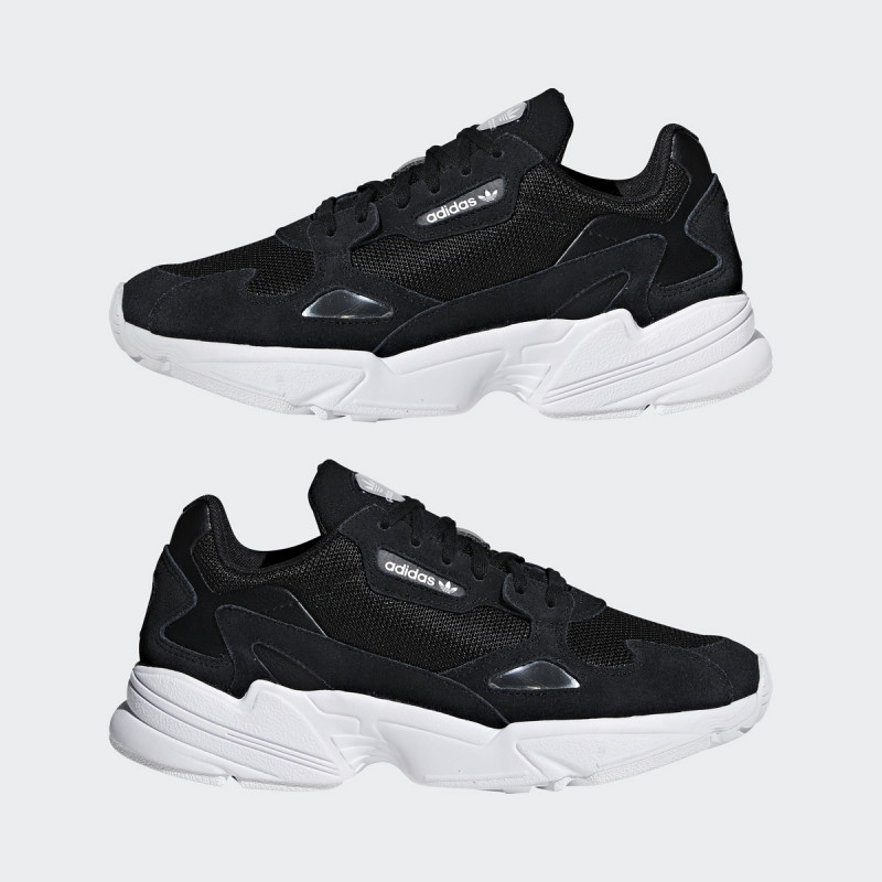 adidas Superge Falcon W 
