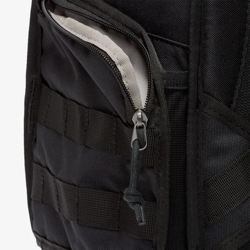 NIKE Nahrbtnik Sportswear RPM 