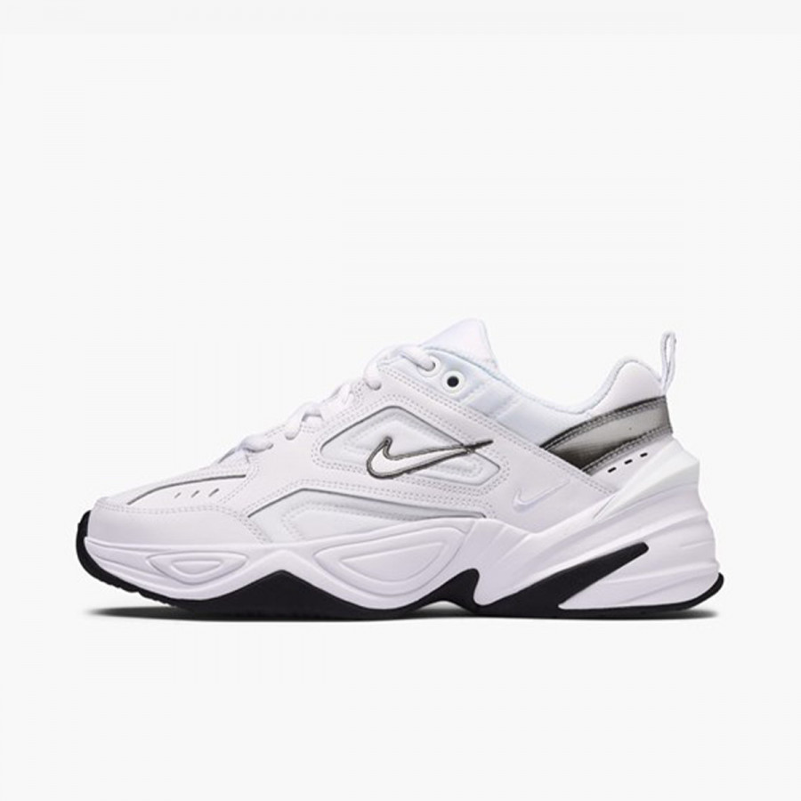 buzz nike tekno