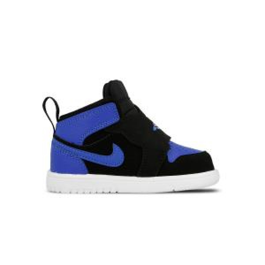 NIKE Superge SKY JORDAN 1 BT 