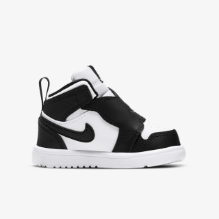 NIKE Superge SKY JORDAN 1 BT 