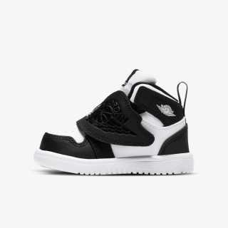 NIKE Superge SKY JORDAN 1 BT 