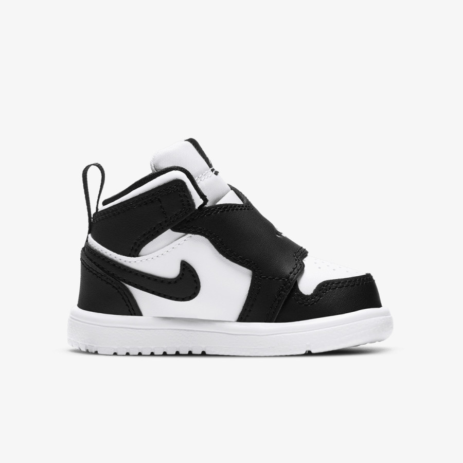 NIKE Superge SKY JORDAN 1 BT 